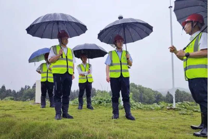 袁旭2_副本.jpg